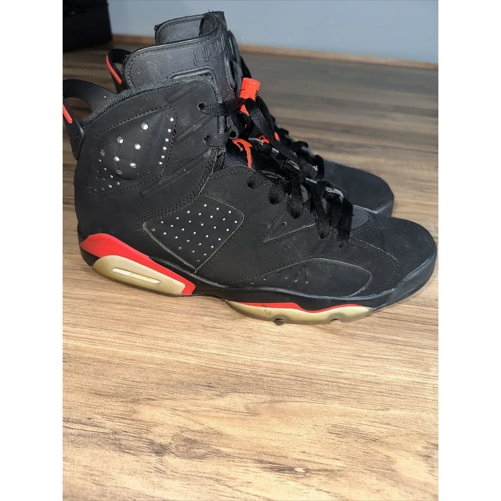 Size‎ 11 - Jordan 6 Retro Men's Black Infrared With Box (384664-060)